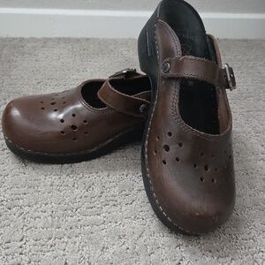 Dansko Mary Jane Slip On Clogs Size 39